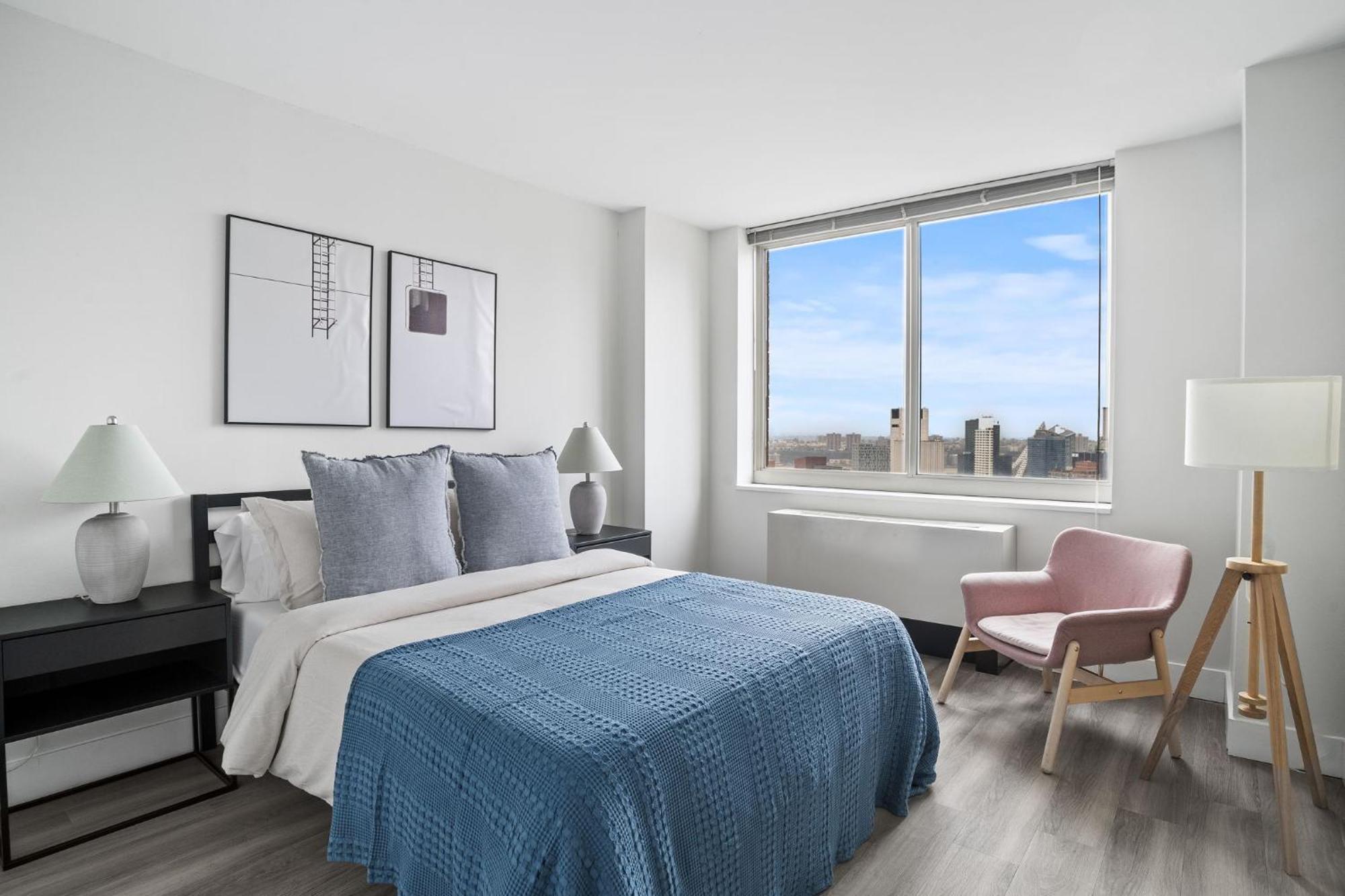 Apartment Chic Nyc Steps From Times Square With 2 Bedroom