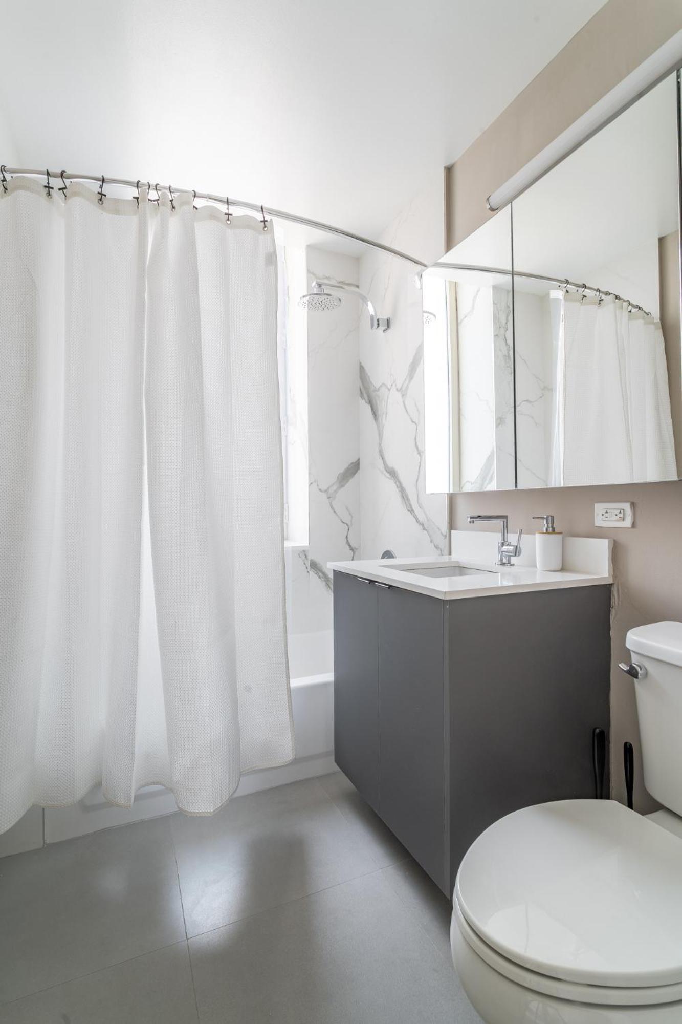 Apartment Chic Nyc Steps From Times Square With 2 Bedroom *