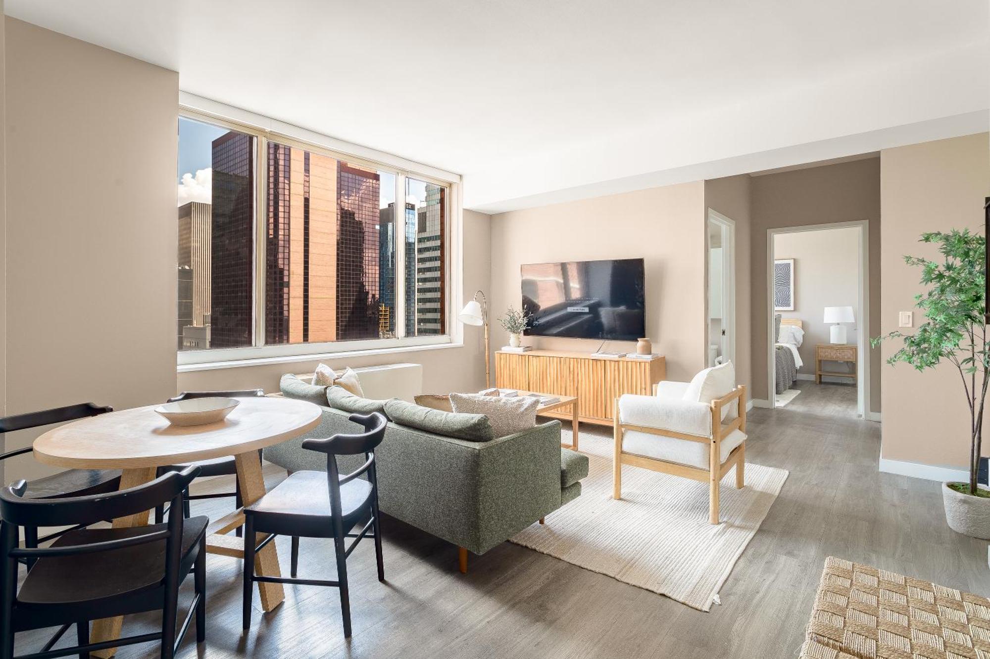 Apartment Chic Nyc Steps From Times Square With 2 Bedroom New York